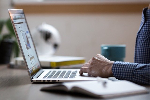 Online research community