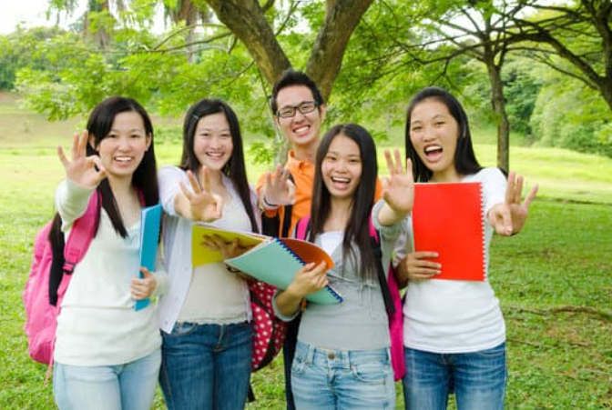Looking for AAPI high school seniors and parents for study in Chicago